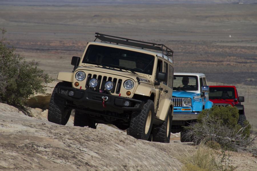  Jeep Wrangler Staff Car Concept 2015 года  (фото 21 из 23)